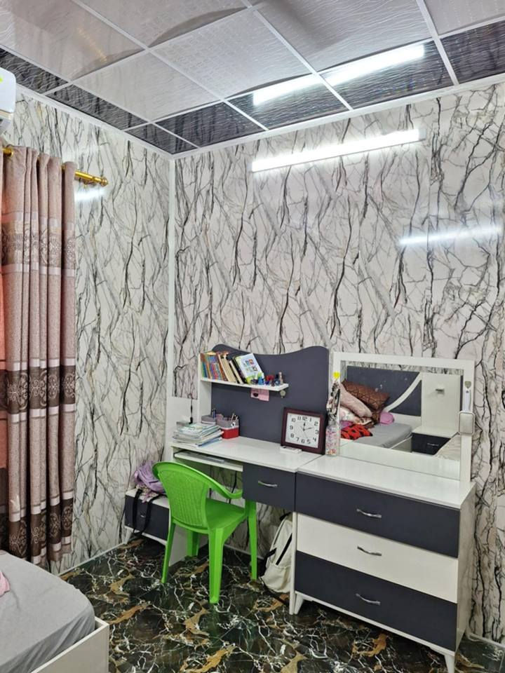 سعر مناسب جدا/  ٩٠ مليون فقط
بيت للبيع ١١٠ م واجهة ٧ م/ الرشيدية/قطاع٣/ قريب للمدارس والسوق العصري وسوق الروضة/ طابقين ونص/ الطابق الارضي غرفتين واستقبال ومطبخ وصحيات/ الطابق الثاني غرفتين وصحيات ومخزن/ الطابق الثالث غرفة كبيرة.
مع ثلاثة سبالت جديدة
للتواصل: *********** واتس
***********
