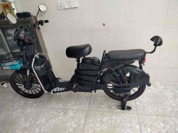 مانتۆڕ شحن ٥ پاتری حەجم ۲۰ ماڕکەی هایس هەمو شتی بە شەرتە نرخی ۲۹۰ هەزار *********** هەولێر أربيل
