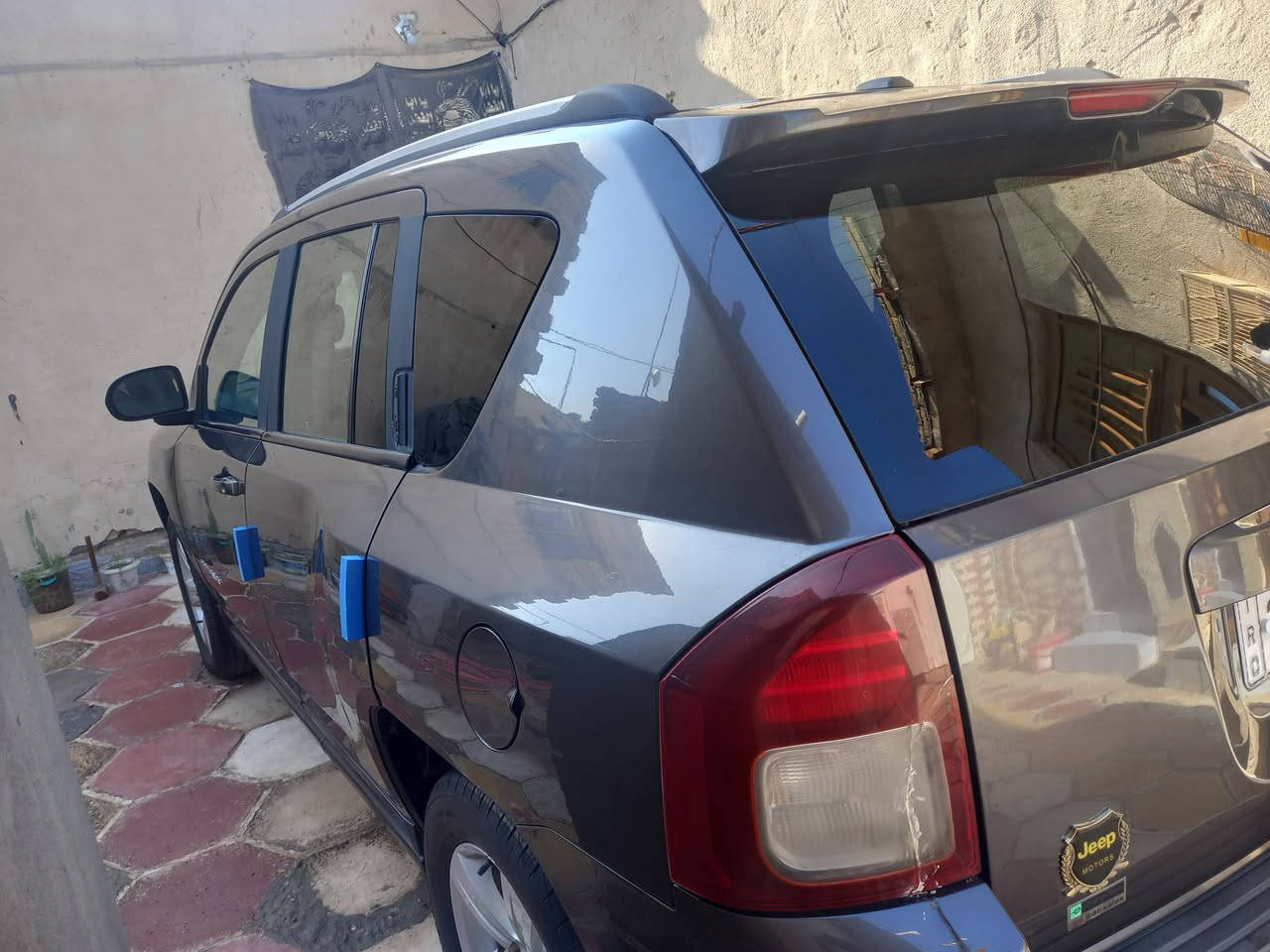 اخوان مكلف بل نشر 
سياره جيب كمباس موديل 16
رقم نكليزي تحويل مباشر 
ضررها صبغ فقط ربع باب امامي عكس السايق جوه الكنر يعني خسفه بالباب بدون ضرر داخلي
محرك 2400 المرغوب شاشه لمس كبيره كامره خلفيهه دواره تبريد تحكمات استيرن جهتين رقم 13 دولي جديد  
السعر: 118
الرقم: ***********
