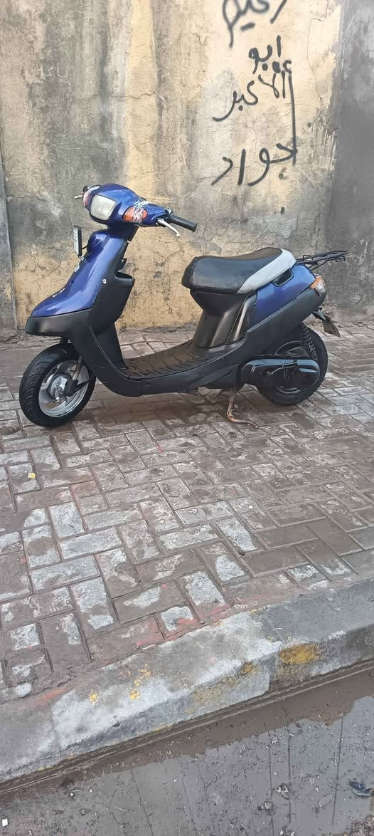 السلام عليكم للبيع دراجه منغولي مكينه مكفوله برقي ما مفتوح بيها نهضه فول عداد لايت هورن صطابات كله شغال رايدها ب 250 قفلها الموشراي لايتصل رجاء *********** عنوان بصره حيانيه البصرة, العراق
