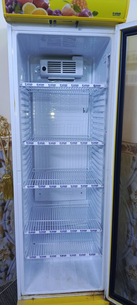 براد جديد مستعمل قليل سعر ب 400 قفل ***********
