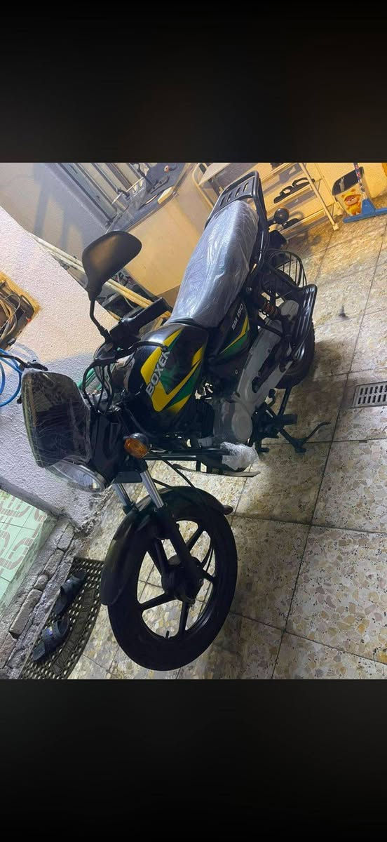 سلام عليكم بوكسر للبيع موديل ٢٠٢٢مال بيت كفاله عامه معدل فول خير من الله رقم بصره تحويل سعر خاص  780 989 6845
