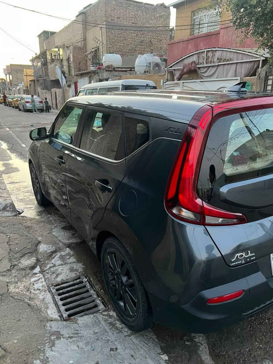 سياره صول موديل 2020 فول مواصفات ماعده الفتحه
موصفات :

•رادار 

• تحديد مسار 

• ⁠تدفئه كشنات 

• ⁠كرسي السائق كهربائي 

• ⁠حساسات مري 

• ⁠شحن لاسلكي 

• ⁠تبريد قطعه وحده 

• ⁠كامره خلفيه 

• ⁠شاشه كار بلي 

• ⁠حساسات 

• ⁠تشغيل عن بعد 

• ⁠بصمه

• ⁠مكينه 2000 دوش 

• ⁠مود درايف فول تحكمات ستيرن 

باقي مواصفات السياره معروفه 

السياره وارد امريكي صور الحادث مرفقه بلمنشور السياره ماشيه ( 36 الف )سياره جديده مال موضفه على كد الدوام السياره السياره ما شايفه بانزين عادي كله محسن 

محور كير وتبريد من ( cvt )الى ( at ) تبريد ثلج السياره بلعراق بيه شخط بلباب مال سايق موضح بلصوره رقم الهاتف ( *********** ) السعر 123 وبيه مجال مكاني بغداد الزعفرانيه (ممتواجد بالفيسبوك)
