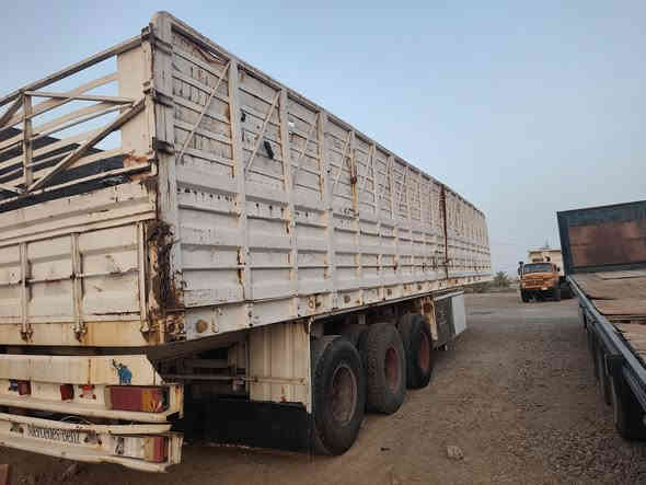 تم اعاده النشر بسبب العود الكابه سلام عليكم للبيع عربانه حداديه شاصي 16 دناكير 14 مربع صيني/ السعر 105$ وبيهه مجال /  الامكان كوت الاستفسار الاتصال /***********/ ***********
