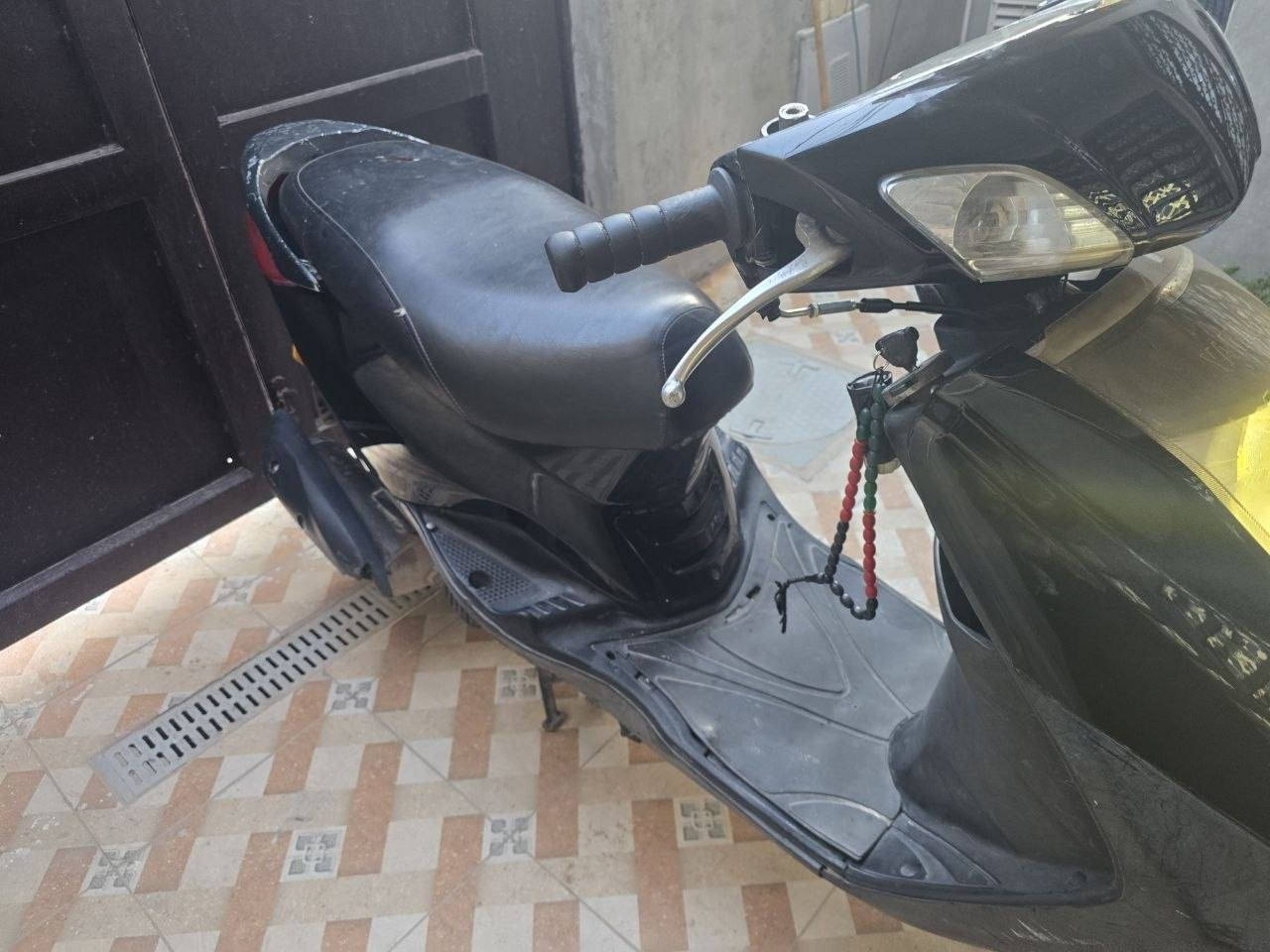 السلام عليكم دراجه بريز نضيفه
كلجات جديده كابريتر جديد شوته جديده دراجه خير من الله السعر500


**إذا كنت صاحب هذا الإعلان وتريد حذفه لأي سبب، رجاءا أرسل رسالة إلى الدعم الفني**