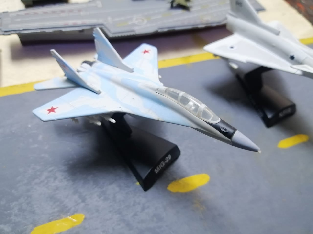 طيارات حربيه حديد حجم واحد على 144 سعر القطعه 30


**إذا كنت صاحب هذا الإعلان وتريد حذفه لأي سبب، رجاءا أرسل رسالة إلى الدعم الفني**