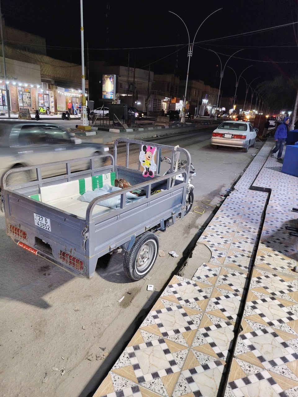 سلام عليكم
ستوته مديل 12تعمير 25مامفتوح بيها برغي كهربائيات كلها شغاله سلف رقم انكليزي وسنويه مكفوله ***********
