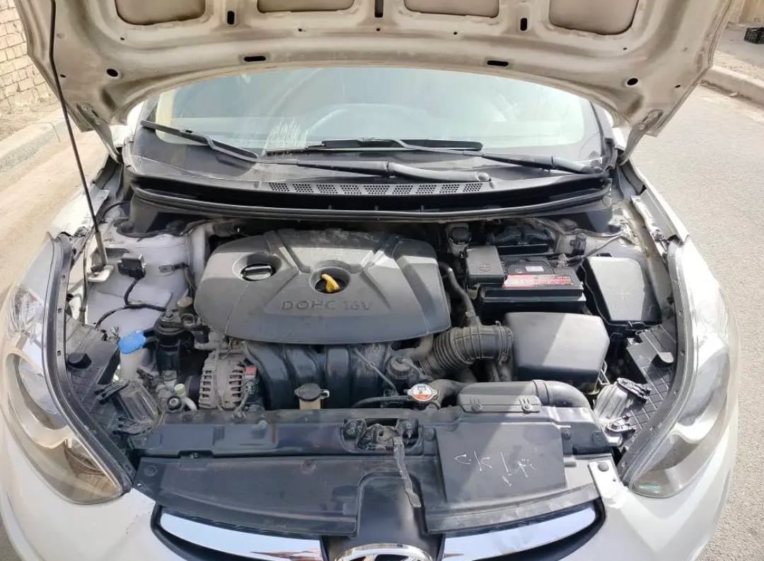 للبيع النتراه 2014 خليجي رقم سليمانيه تحويل مباشر السياره فول مواصفات مكينه 1800 السياره بيها صفحه صبغ السعر 100$ فقط الشراي يتصل *********** العنوان بغداد الامين