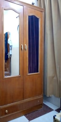 غرفة • بيها مجال • بيع مستعجل