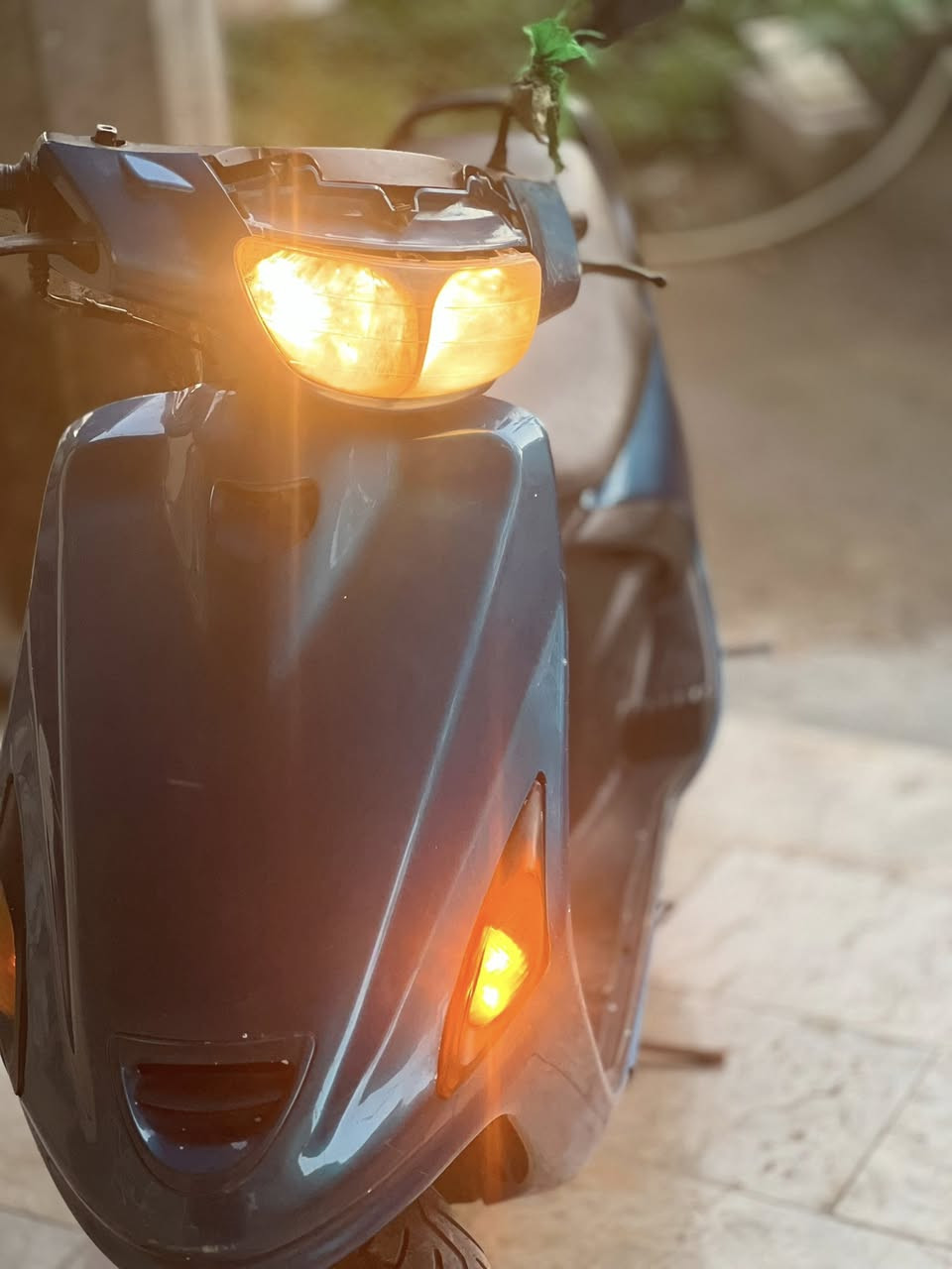 السلام عليكم
دراجه فراشه 140للبيع 
السعر :425وبيه مجال 
للتواصل والاستفسار : ع الخاص او ع الرقم 
***********
