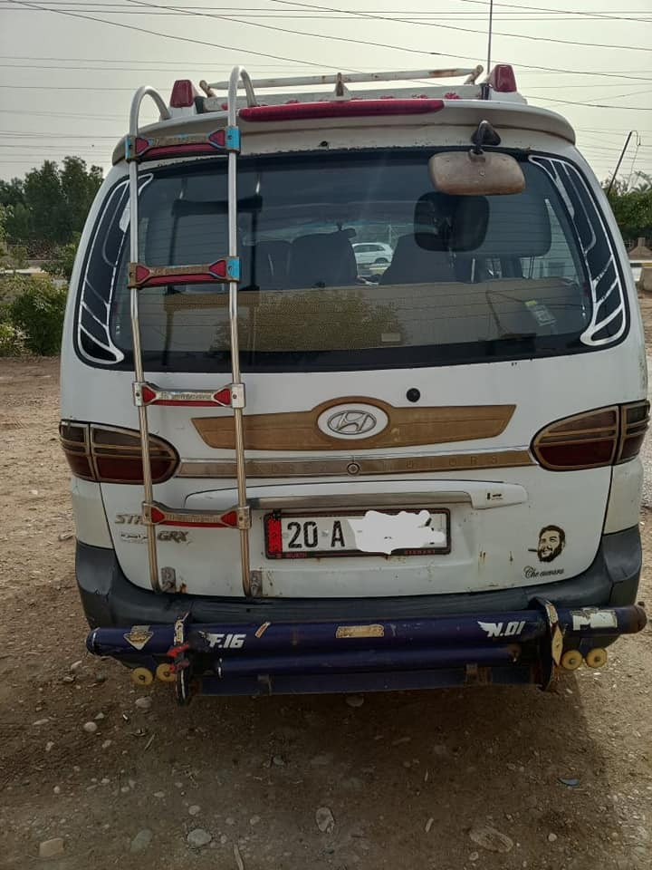 سلام عليكم ورحمة الله وبركاته كيا استاركس موديل ٢٠٠٧ رقم ديالى اللون ابيض رقم انكليزي السياره مكفول تخم تأيرات  تبريد وتدفئه شقال مكان محافظة ديالئ خان بني موديل (***********)
