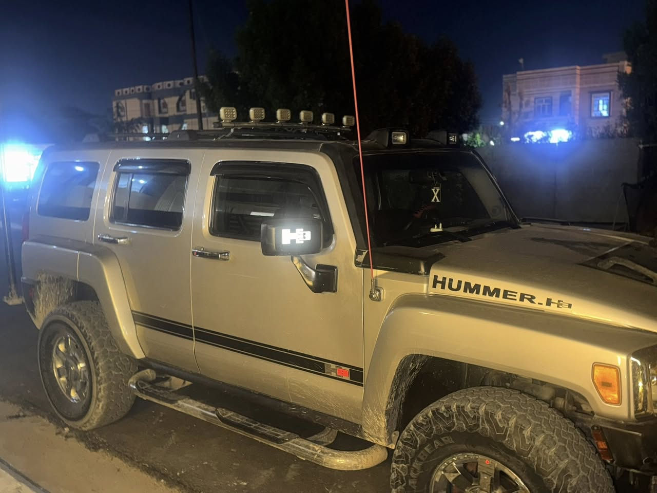 همر امريكي h3
٢٠٠٦
رقم بغداد سياره نضيفه 
صبغ فقط  بنيد 
تايرات جدد
تبريدها ثلج كلش حلو
كشنات جلد
5سلندر محرك3700
مشروع وطني
مكان الكوت
 سعرها ١١٥ بيها مجال


**إذا كنت صاحب هذا الإعلان وتريد حذفه لأي سبب، رجاءا أرسل رسالة إلى الدعم الفني**