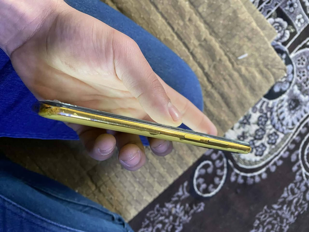 بوكو m5Sذاكره ١٢٨بصمه اصبع ووجه شغالات 
لمس مفطر سعر 55الف


**إذا كنت صاحب هذا الإعلان وتريد حذفه لأي سبب، رجاءا أرسل رسالة إلى الدعم الفني**