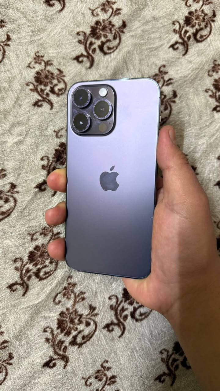 للبيع ايفون ١٤ برو ماكس ذاكرة ٢٥٦ بطارية ٨٢ جهاز نسخه ZA دبل سيم مفتوح مبدل فقط شاشة فيس ايدي كامل شغال سعره ٥٠٠ وبي مجال بسيط


**إذا كنت صاحب هذا الإعلان وتريد حذفه لأي سبب، رجاءا أرسل رسالة إلى الدعم الفني**