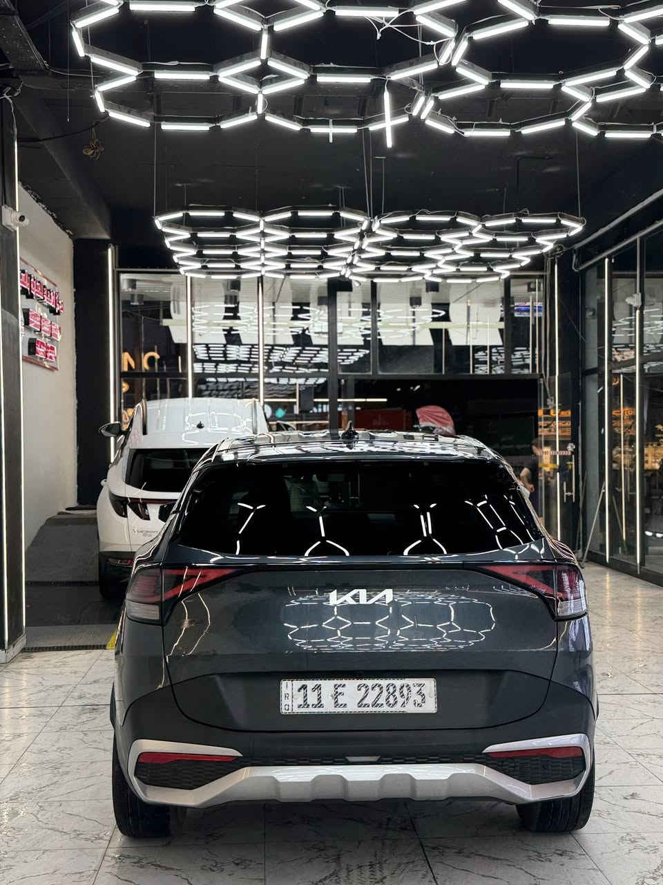 للبيع كيا سبورتج وارد امريكي
موديل 2023
ماشية 19 الف ميل 
حادث جداً بسيط موضح بالصور
السيارة بدون صبغ فقط قبغ جنطة مبدل نفس الون
فول موصفات عدا الفتحة 
مكان بغداد حي الخضراء
***********
