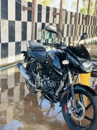 للبيع دراجة Bajaj Pulsar 150cc  موديل 2022 Bajaj Pulsar :النوع  سعة ال...