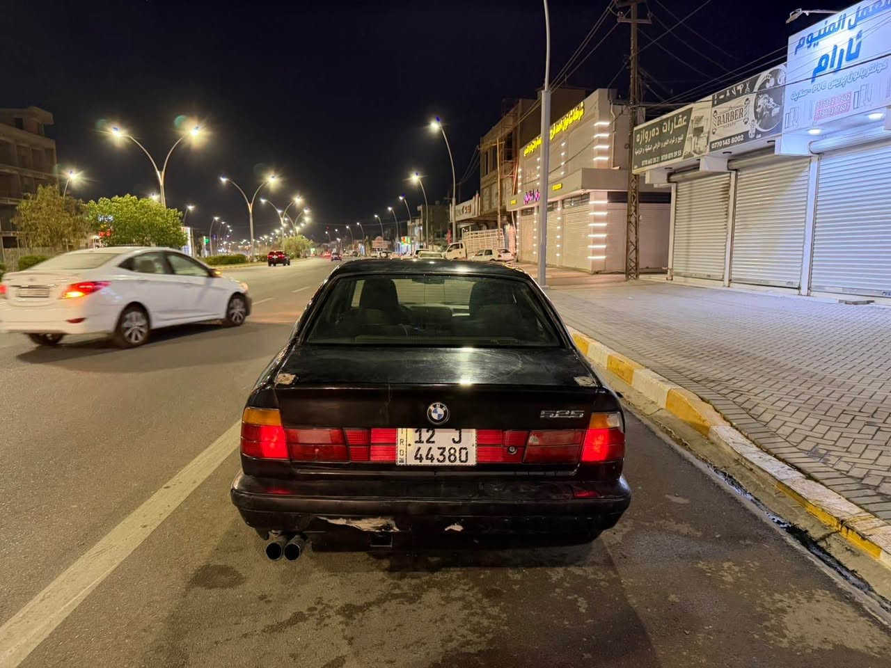 سلام علیکم بي ام 525 مودیل1993مکینة کبس گیر عادي رقم موصل بشرط تحویل لتواصل واتساب ‭***********‬عنوان کرکوك
