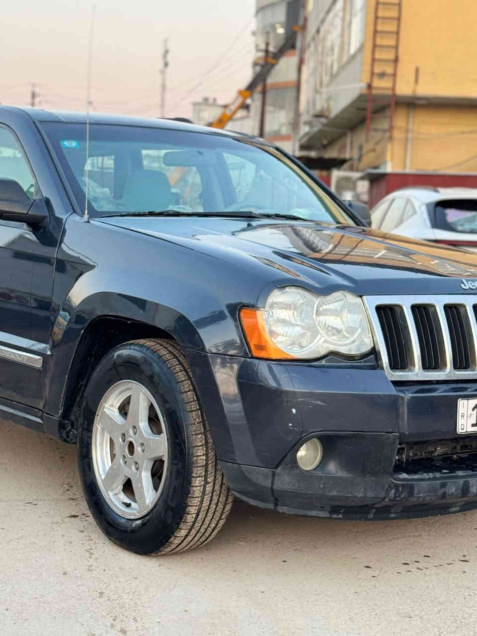 للبيع جيب لاريدو 2008 4x4
مكينه ٦ سلندر السياره تنسى شي اسمة حماوة ودوانز كله بانزين عادي

السياره مال جناي مومال بيع وشرا صارلي هواي من جانيها وعلى ايدي  بحالة الزيرو جديده حيل وبالخير علياخذها ......
سياره محرك كير شرط ....
شلعة ومعدل مال ٢٠١٨ تكول راكب 
السياره كاملة على اخر حباية 
ربع ديناررر متصرف عليها 
مجهزيها  على اخر شي
السياره كفاله شاصي ولغد وخياس 
جانت جارده وصبغتها حزام فقط رش 
بدون معجون ولا ضربه ولادكة جاجوج .......
شرط السونار شاصي لغد كفالة عامة
السياره باتري جديد زوج تايرات جدد
صدر ٩٠/١٠٠ 
...................
السياره غرفتها تخبل مدوشمها بالكاضمية لون الداخل يخبل 
وشادلها شاشة وكامرة وحساسات 
كشناتها جلد  تدفئه تبريد جاهزه ربع مناقصها ......
رقم بغداد الجديد الانكليزي 
هزه جديده سنويه جديدة 
باسمي تحويل ثاني يوم بأسم المشتري ......
السعرر (١٠٠)  ❗️
يعني دفتر وبيها مجال كلش بسيط لان سيارة متعوب عليها 
المكان بغداد الاعظمية 
 ***********
