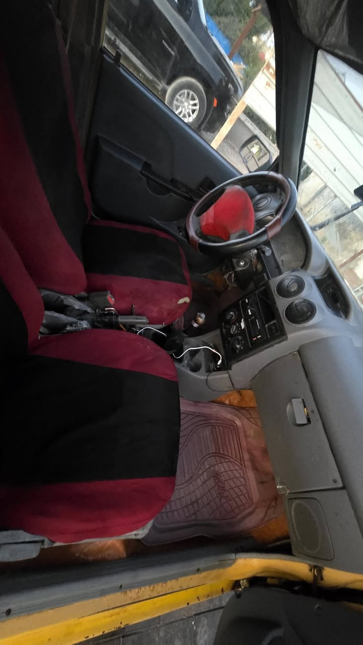 السلام عليكم 

سايبه مديل 2013 نفخ للبيع السياره سنويته صاقطه عليه غرامه ب ٤٠٠ الف الف ينزل من سعره الهيئه ع المشتري السياره كدامكم بيه نواقص قليله بريك وحداديه وترتيبات قليه اكفل مكينه وكير واصوليات رقم بابل مداور ثاني يوم  مشروع وطني راعيه موجود بالديوانيه  
 
السعر ١٩ وبيه مجال مكان السياره بالناصرية مركز 
مكينته خير من الله وين ماتريد اطلع بيه 
***********
