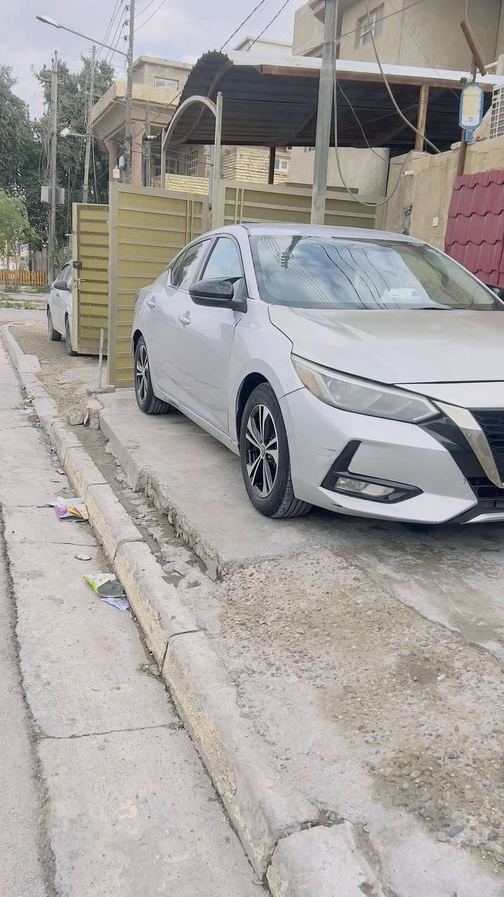 نيسان سنترا موديل 2021
فئة SV
تحكم سرعة كروز 
رادار امام خلفي 
منظومة زنون
شاشة تدعم كاربلي
سيارة حادث امريكا فقط 
جاملغ بنيد بدون شاصي شرط الفحص
السعر المطلوب 125 وبيها مجال 
اي استفسار الاتصال 
***********
