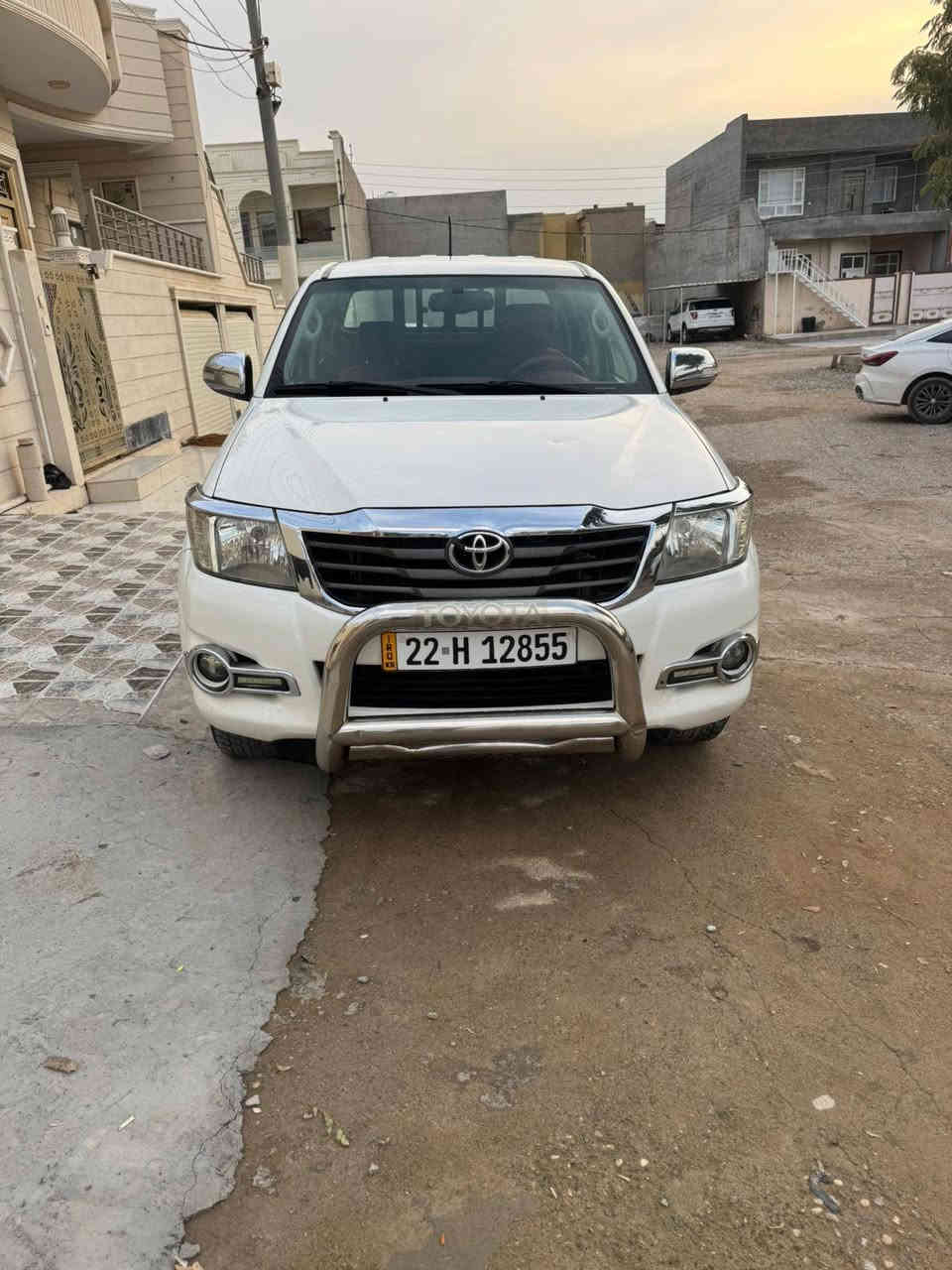 تویتا هایلوکس 2014 اوتوماتیك فورویل 
گیر محرك کفالە رەقم سنەویە مجدد 2030
حدادیە جدید تخم تایرات جدید تحویل او وکالە شرط مكان سيارة بكلار صونةر موجود بصورة 
سعر 220 بيمجال ليطيبين ***********
