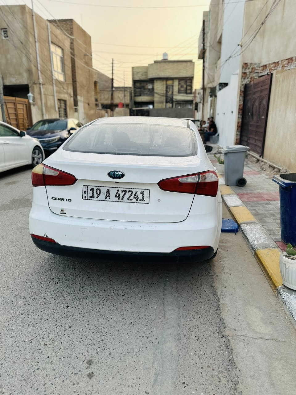 سلام عليكم  سيراتو مديل 14
سيارا حزام لجماليه مبدل كاسكيت 

محركه دوش مواصفات سيارا لمعروفه 

منضومت زنون جديدا  بسمي تحويل ثاني يوم سيارا كامله من كلشي مكاني كربلاء سعر 100وبيه مجال ***********ممتواجدً عل فيس
