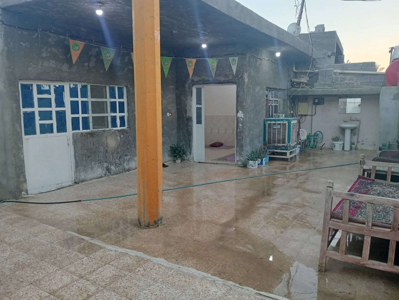 دار للبيع طابو زراعي سند 25 بسمي مساحه 300م العثمانية الصناعه الثالثه قرب المختار الخدمات كامله ماء كهرباء تبليط السعر 65 بي مجال مستعجل على البيع الاتصال على الرقم ***********
