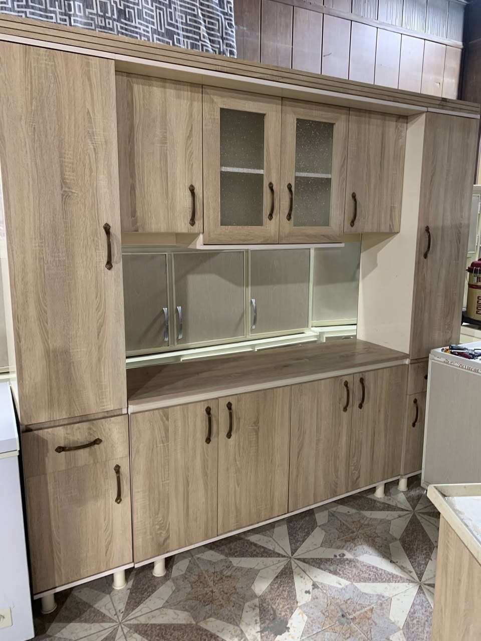 كاونتر وسنك نظافة ١٠٠٪؜ للبيع
العنوان / كاني كردا  الشارع السايدين مقابل المدرسه التركيه 
رقم موبايل ***********
***********
