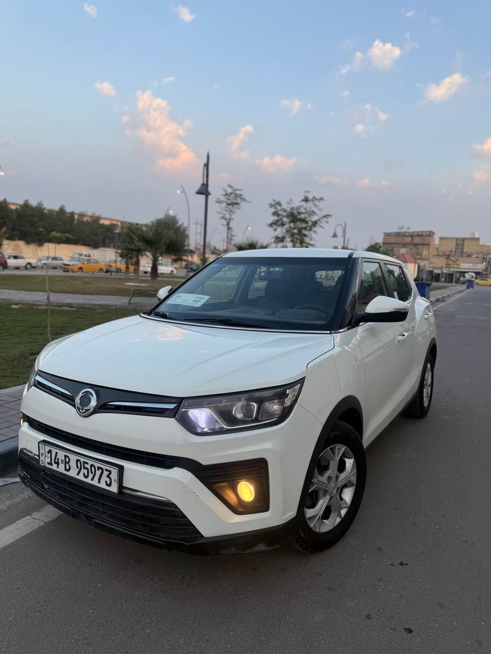 سلام عليكم للبيع سانك يونك تيفولي كوري مديل 2022 كفاله من الضربه ولصبغ ولتبديل ولبارد سياره جديده على وضع الشركة مكينه كير حداده شرط فول موصفات بصمه شاشه كامره بصمات ابوياب شكنات جلد كهرباء فول على الأخير السعر 120 

البصرة المعقل
***********-***********
الاتصال هاتفيًا البصرة, العراق
