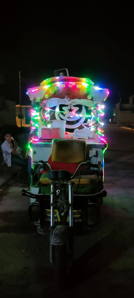 ستوته شعر بنات شحن كامله من كلشي بتاريات بعدهن بحيلهن شاحنه جديده مولده هستوني خاللها محرك جديد تاخذها الصبح العصر تطلع للشغل
***********
