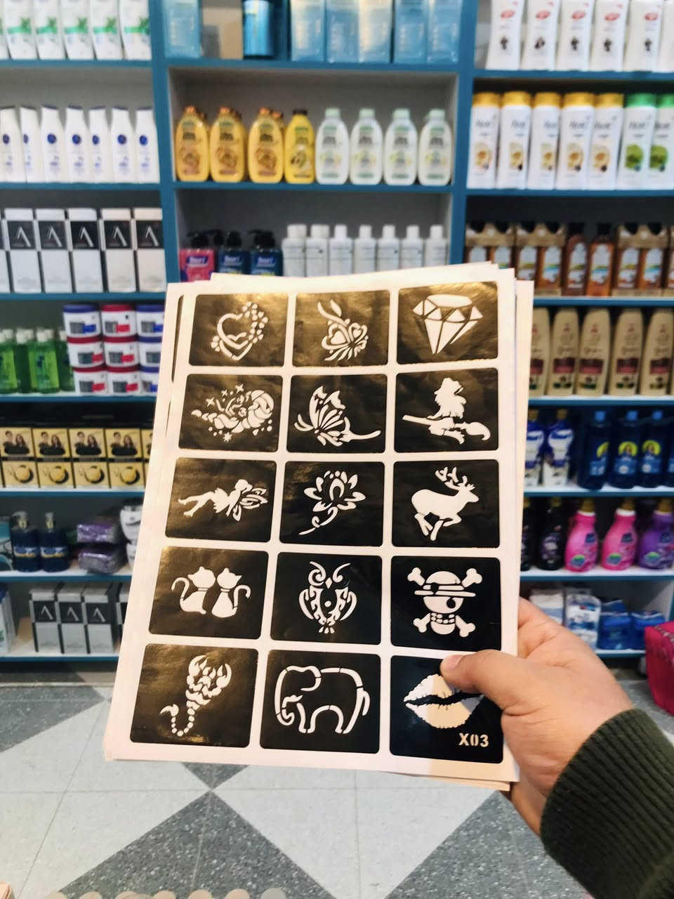 توفر نقش حنه وعصاره حنه. داخل المحل وشم مؤقت
#توصيل كل العراق متوفر 
#الناصريه قضاء الفجر مدينتي


**إذا كنت صاحب هذا الإعلان وتريد حذفه لأي سبب، رجاءا أرسل رسالة إلى الدعم الفني**