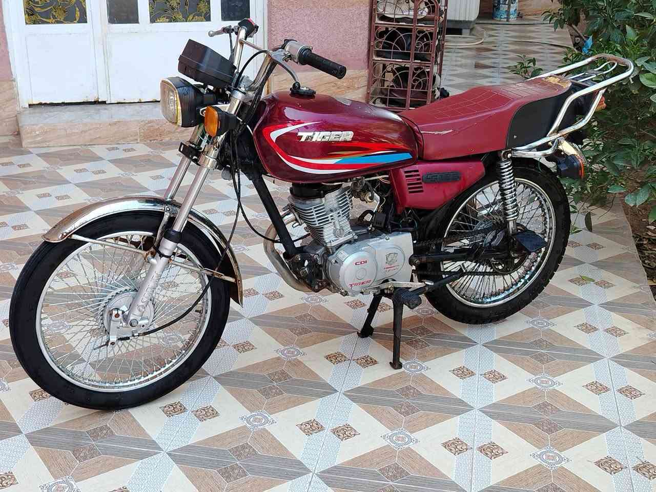 السلام عليكم
تايكر موديل  20 دراجة كفاله عامه محرك خير من الله وراق كامله عنوان ديالى كنعان باقي التفاصيل خاص او تصال على***********⁩
