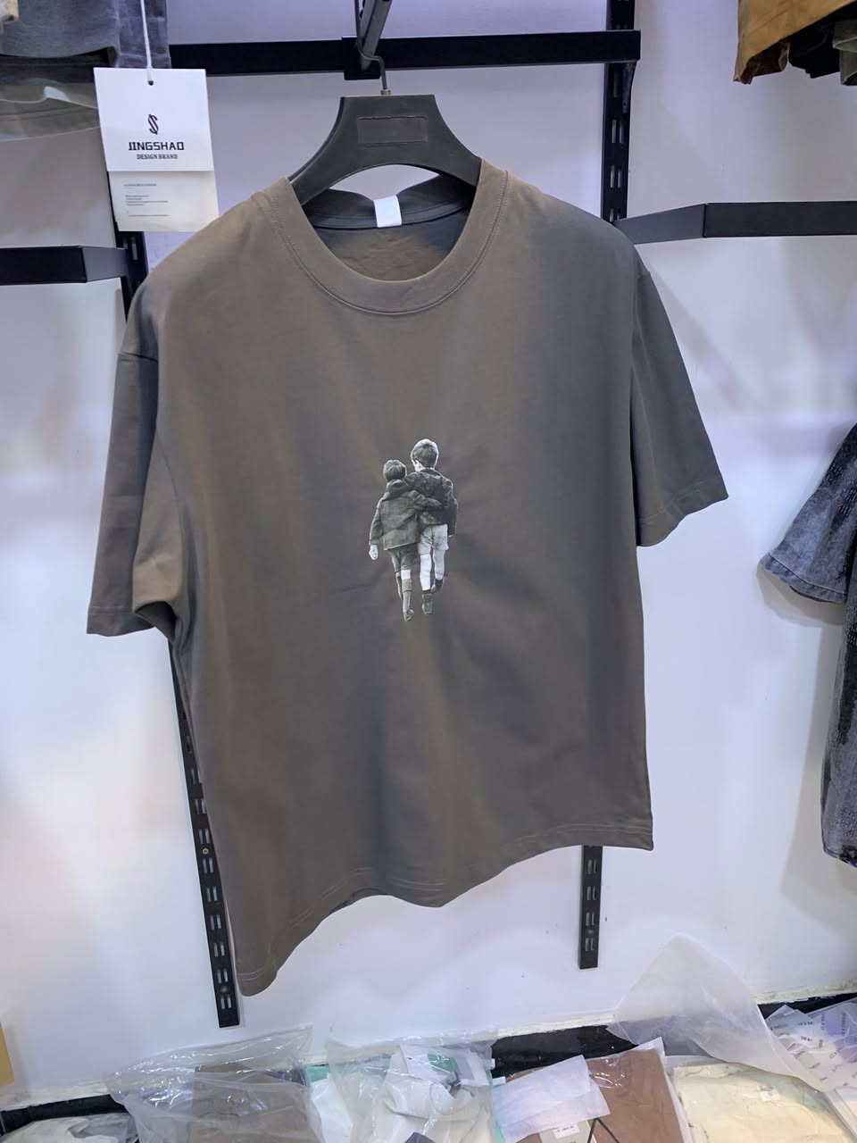 بسم تعالى نبلش موسم العيد الفطر المبارك 😊

#ازياء_علاء_حسن_للألبسة_الرجاليه👖 شارع النفط

✅✅✅
متوفر خدمه توصيل 
                     🤲
                       

 زورونا لعنوان الكوت  شارع النفط 

 مقابيل يوسف للعطور او كوفي السكوندي

للاستفسار الاتصال على الرقم ***********  أو ع واتساب
