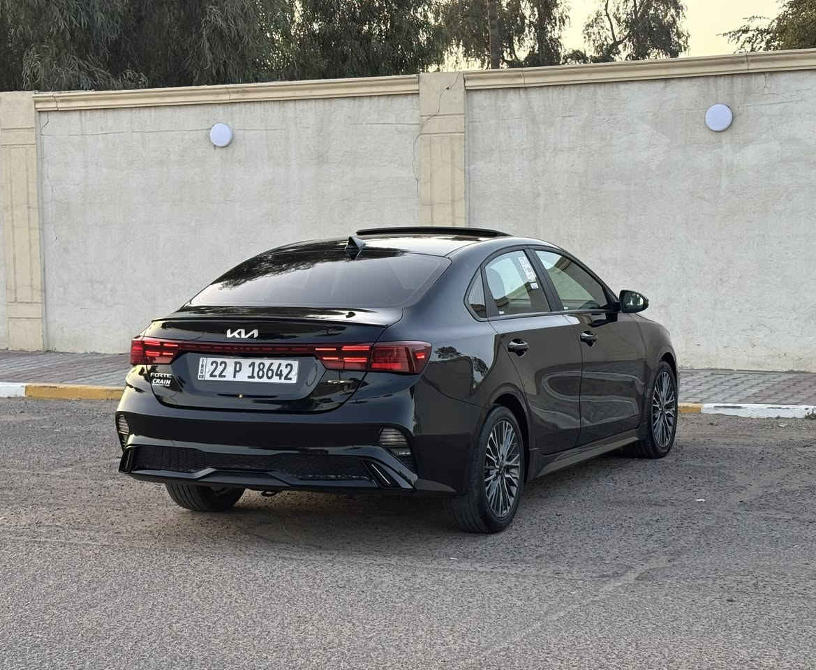 فورتي موديل 2024 فول مواصفات اعلى فئه ماشيه 17 دخول جديد صور الحادث مرفقه بلمنشور بدون دواخل بدون ايرباك 
سياره باسمي شرط التحويل سعر 163 الشراي يتصل ***********
