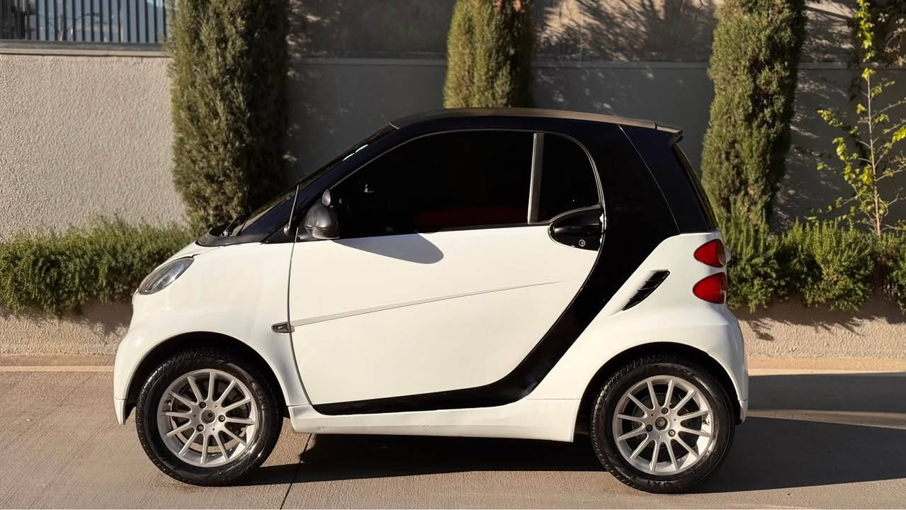 Smart 2010
سمارت ٢٠١٠
بۆیاخ:
هەموو گیانی فایبەر گڵاسە و هەیکەلی بۆیاخی نیە
سەنەوی و تابلۆ:
بە ناو خۆمەوەیە تا ٢٠٣٠ تازەیە
میکانیك:
گێڕ بە شەرت
مەکینە بە شەرت
کارەبای بە شەرت
تەقە و ڕەقە بە شەرت
مواسەفات:
٦ گێڕی ئۆتۆماتیك
سویچ کۆنترۆڵ
جام کارەبا
گڵۆپی تەم
ماوەی ڕۆشتن:
١٧٠کم
نرخ:٤٩$ و مەعامەلەیەکی کەم
ژمارە مۆبایل:
***********
***********
شوێن:
سلێمانی-زەرگەتە السليمانية, العراق
