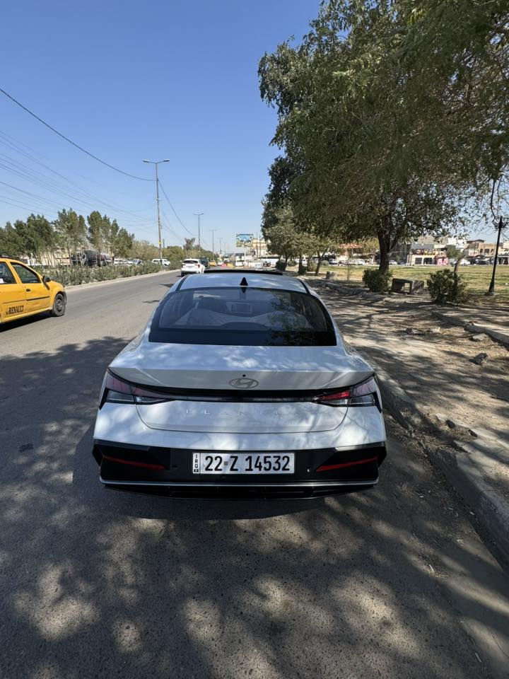 السلام عليكم النترا 2025
كفاله عامه 

جديدة بمعنى الكلمة 

رقم اربيل تحويل او وكالة ثاني يوم

فول مواصفات واحد ع واحد

الممشى 21

سيارة بريحة الشركة 

فقط ملاحظة صغيرة رصعة بكد الاظفر بالباب 

عنوان بغداد حي العامل

السعر 147 وبيها مجال للشراي فقط

***********
