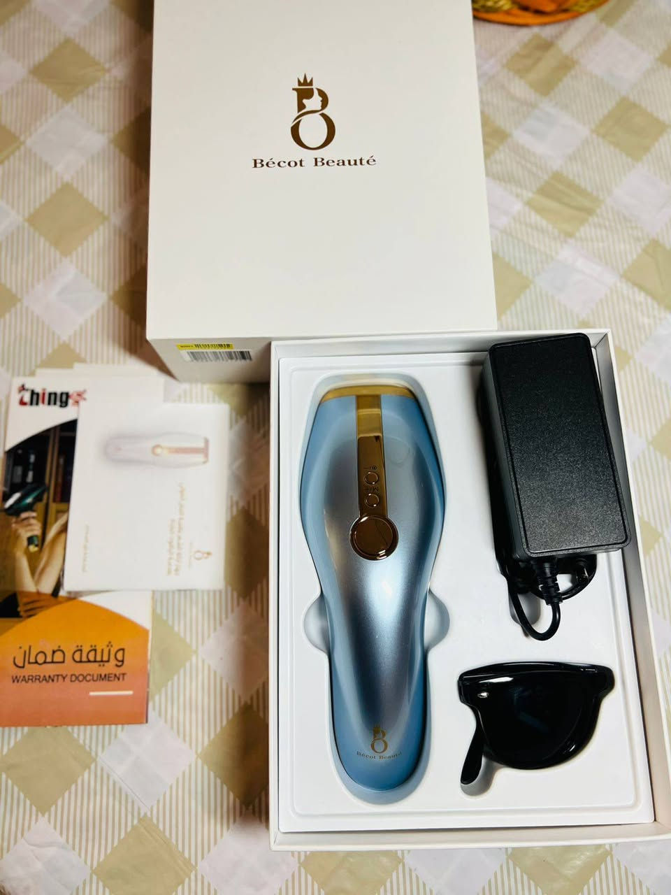 جهاز ليزر منزلي من ماركة (بيكـوت بيوتي)
موجود كارد الضمان لمدة سنة تجي ويا ملحقاته نظارة أمان ،سلك توصيل كهرباء،بوكس مالته 
أخذته بـ350  أبيعة بـ175
ابحثو على ماركة بيكوت بيوتي وشوفو المدح عليه وعلى نتائجة


**إذا كنت صاحب هذا الإعلان وتريد حذفه لأي سبب، رجاءا أرسل رسالة إلى الدعم الفني**