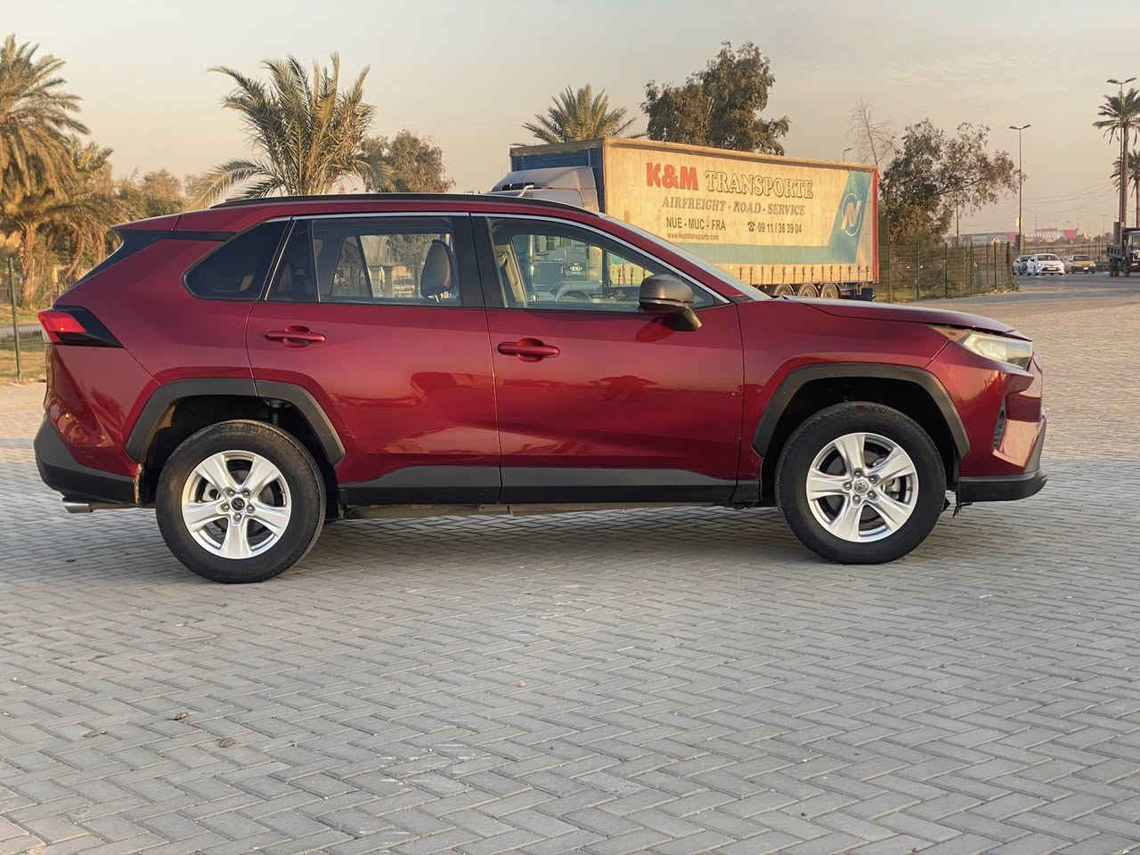 السلام عليكم تويوتا راف فور موديل 2021 رقم بغداد الجديد بأسمي عارضه 188$ مجال بسيط سياره جديده ماشيه 38mi حقيقي سياره بوضع الشركه محرك 2500 بانزين كير ومكينه كفاله حادث السياره جدآ بسيط موضح بالصور مع منشور بدون دواخل السياره مواصفات LE معروفه /سايد بريك بصمه /3انظمه قياده / فول تحكمات/ رادار امامي /شاشه كبيره/كار بلي/ حساسات امامي خلفي / كاميرا دواره / لايت زنون عالي ناصي / وبعد المواصفات المعروفه مكان السياره بغداد الخاص مغلق كل التفاصيل داخل المنشور :رقم الهاتف:***********
