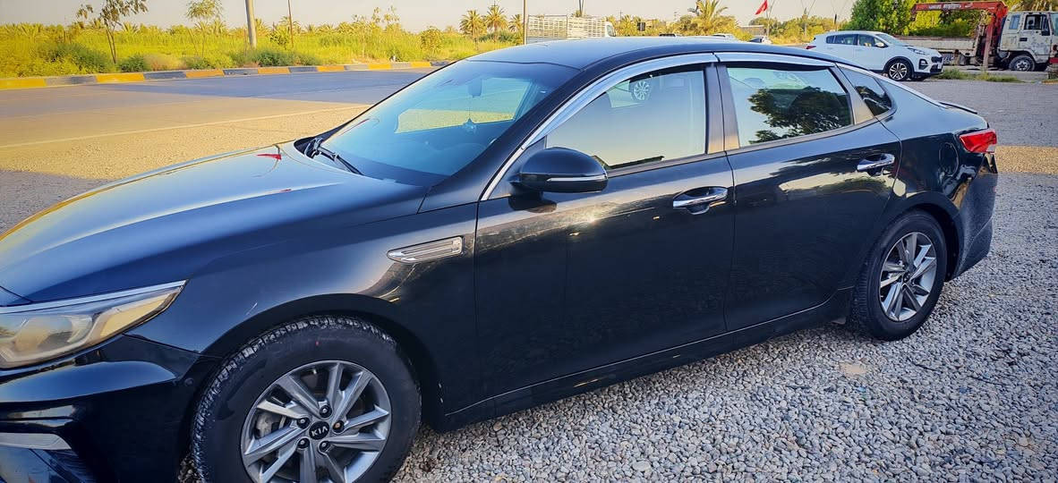 اوبتما 2019 FE أمريكي للبيع
حادثها خلفي دون ايرباكات
ماشية 88 الف ميل 
السعر 120
رقم بغداد باسمي 
الرقم ***********

حادثها موضح بالصور ، ايرباكات سليمة
ماشية 88 الف ميل 
السعر 120
رقم بغداد باسمي 
الرقم ***********
