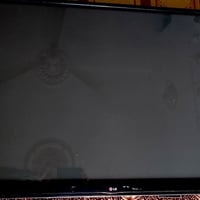 بلازما حجم 52 نوع ال جي شاشة درع بدون نت 190الف بي مجال 07723153931