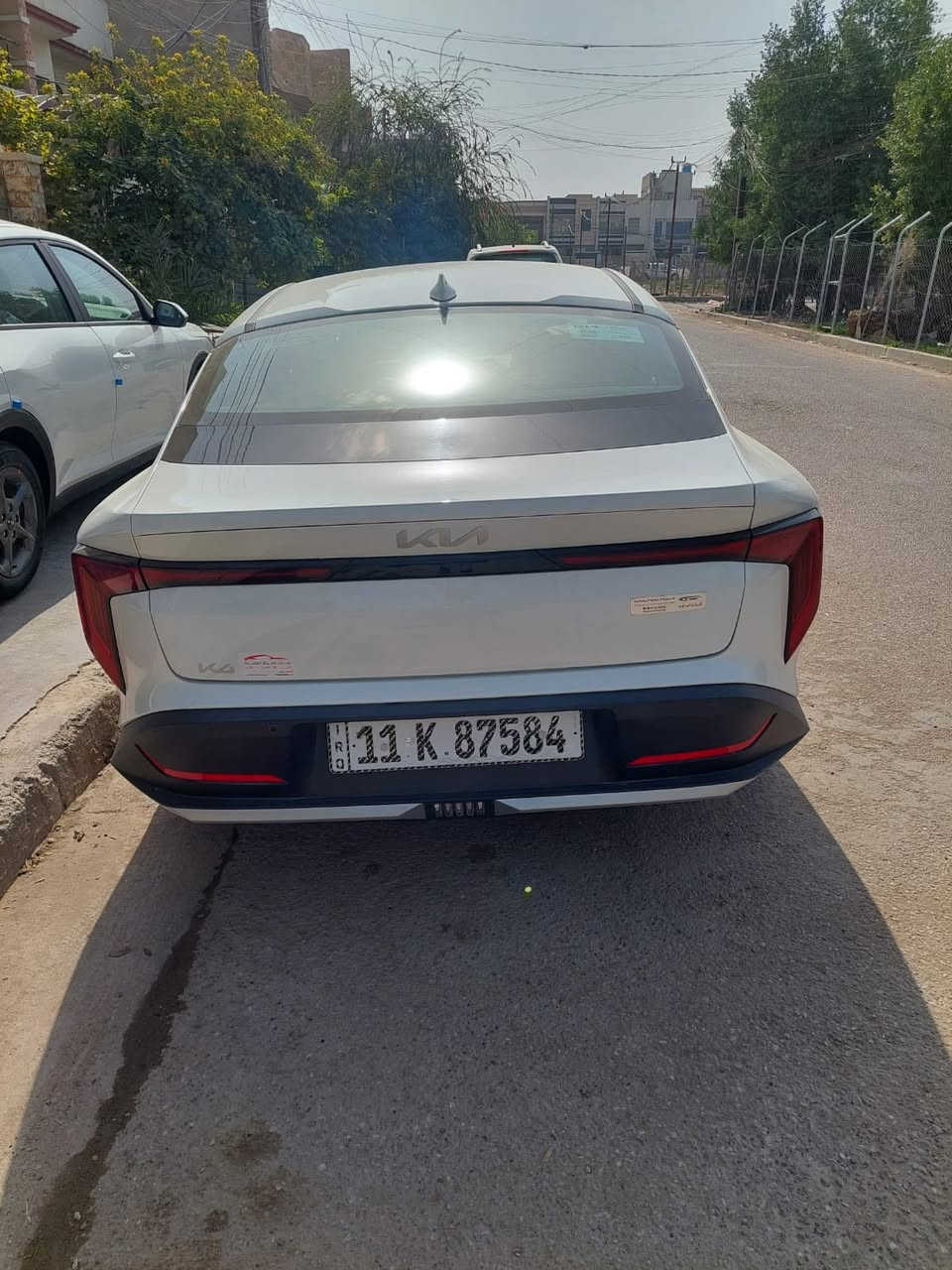 للبيع k4 خليجي 2025 ضمان الدوليه مكفوله كفاله عامه من اي شخط ورصعه / ماشيه 9 / داخل مغلفه جلد / بصمه / موقعي بغداد حي العدل / السعر 196$ وبي مجال بسيط / اتصال ***********
