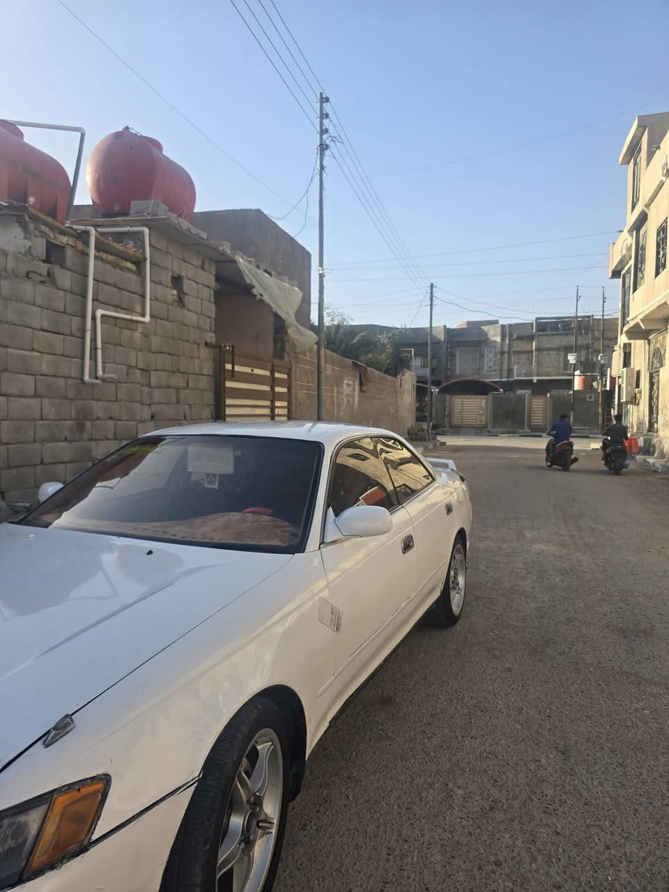 السلام عليكم
رمضان كريم 
مارك نفخ لون ابيض رقم بصره مشروع وطني شرط مداور 
كفاله كص ونقل 
مكينه وكير شرط الفحص 
منضومه زنون 

ويلكب رياضي 

شوته رياضيه .

كهربائيات كلها شغاله 

غرفتها مرتبه 

سياره تاخذه ربع ماتذب عليها 
التواصل 
***********
بي واتساب
مكاني بصره سفوان
