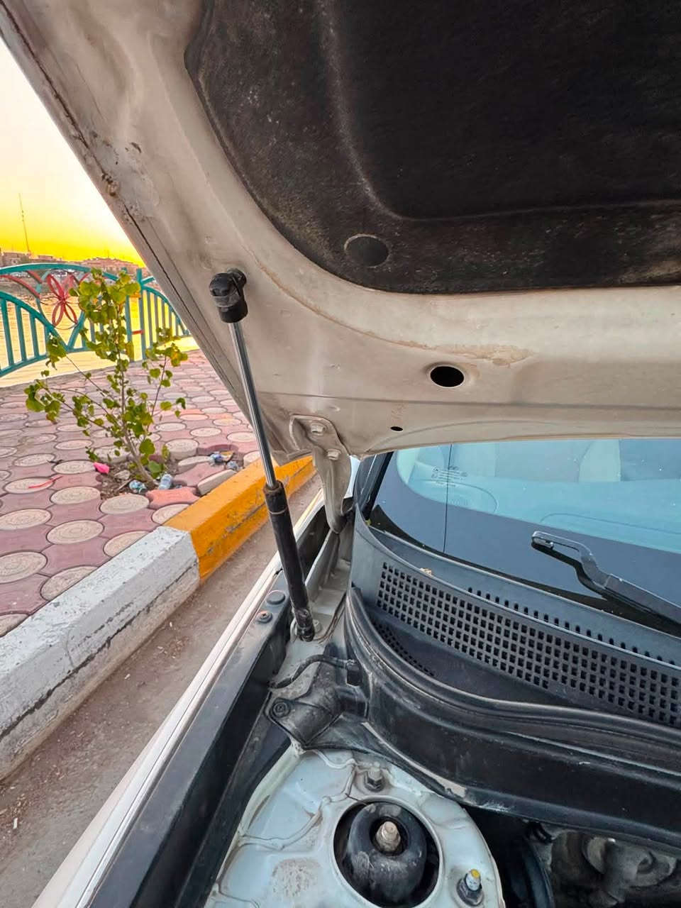 سلام عليكم للبيع سوناتا خليجي موديل 2012 باسمي بيها صبغ نص جاملغ خلفي وباب الصدر
مكينة 2400 دوش مامفتوحة لاتبخير ولا تنقيص قطعتين تبريد شفتات بالستيرن  مري شفط السعر 108وبيها مجال للشراي المكان كربلاء الهندية 
***********
