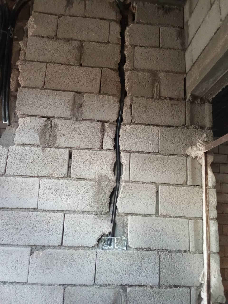 تم الحمدلله حفر بيت نزالات كهرباء في ناحية الكرابله على مكينة ودريل مواعيد مضبوطة ودقة في العمل بأسعار مناسبة الي  عنده حفر نزالات كهرباء يتصل على الرقم ***********
