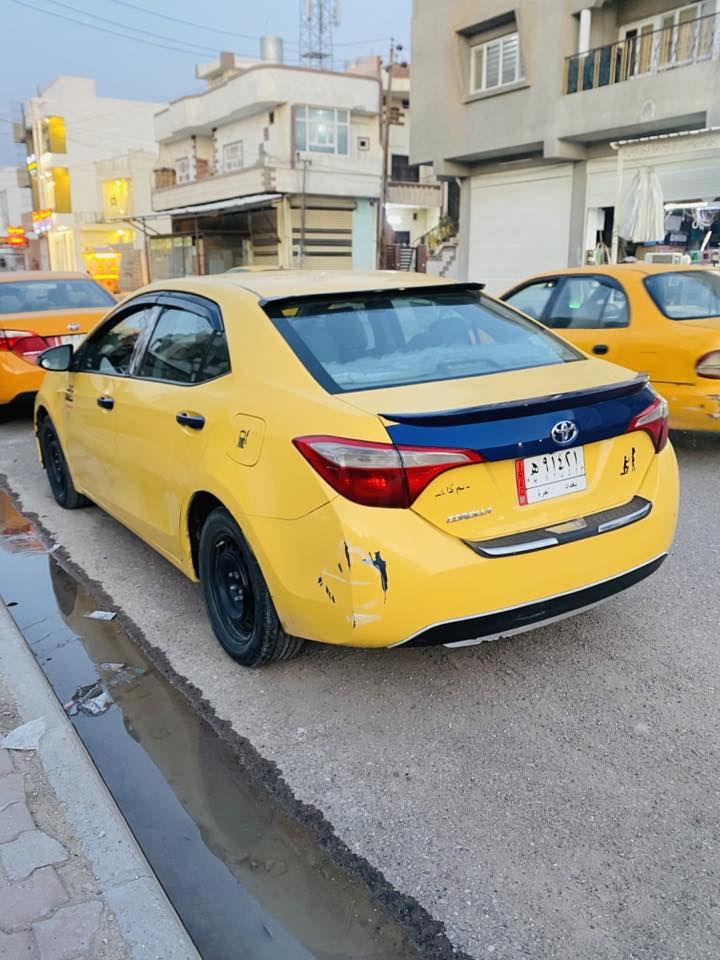 سلام عليكم سياره كورلا موديل 2015سنويه مشروع وطني بسمي تحويل ثاني يوم لحد 2028دفتر بنزين بيه منضومه غاز بيه مبدل بيه فقط باببين بدون دوخل بدون كلشي بيه تصفيات قليله تبريد تدفئ كله شغال محرك بي بخار للبيع سعره 120اوبيه مجال قليل مكان كركوك رقمي  ‭٠٧٧١ ٥٧٥ ٢٥٧٦‬ 💙
