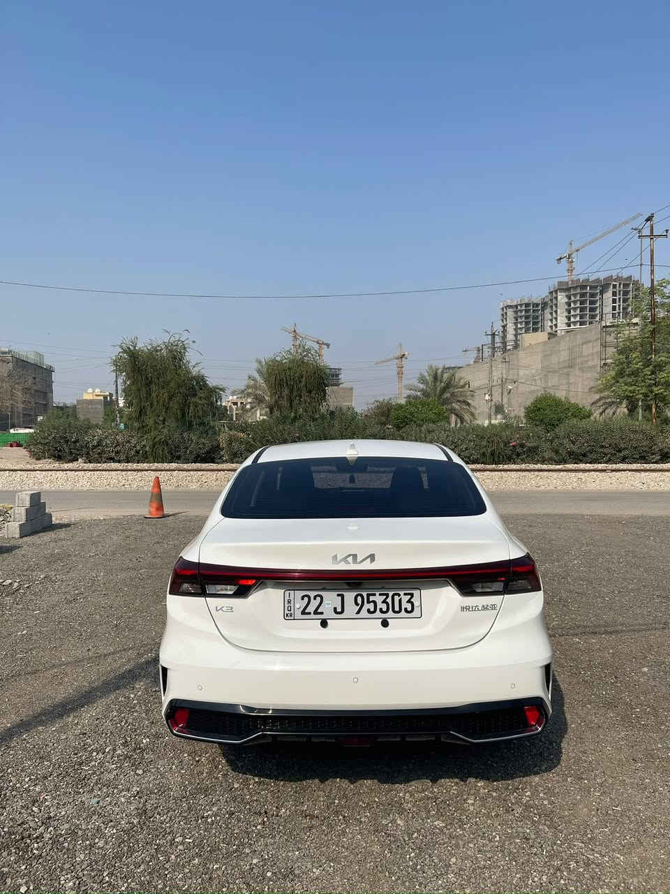 K3خليجي مديل ٢٠٢٤
ماشيه ٤٠بيها طخة جداً بسيطة بالبنيد راجعه بارد بدون صبغ 
مغلف الزجاج عازل حراره الاصلي 
السعر١٣٨
***********
