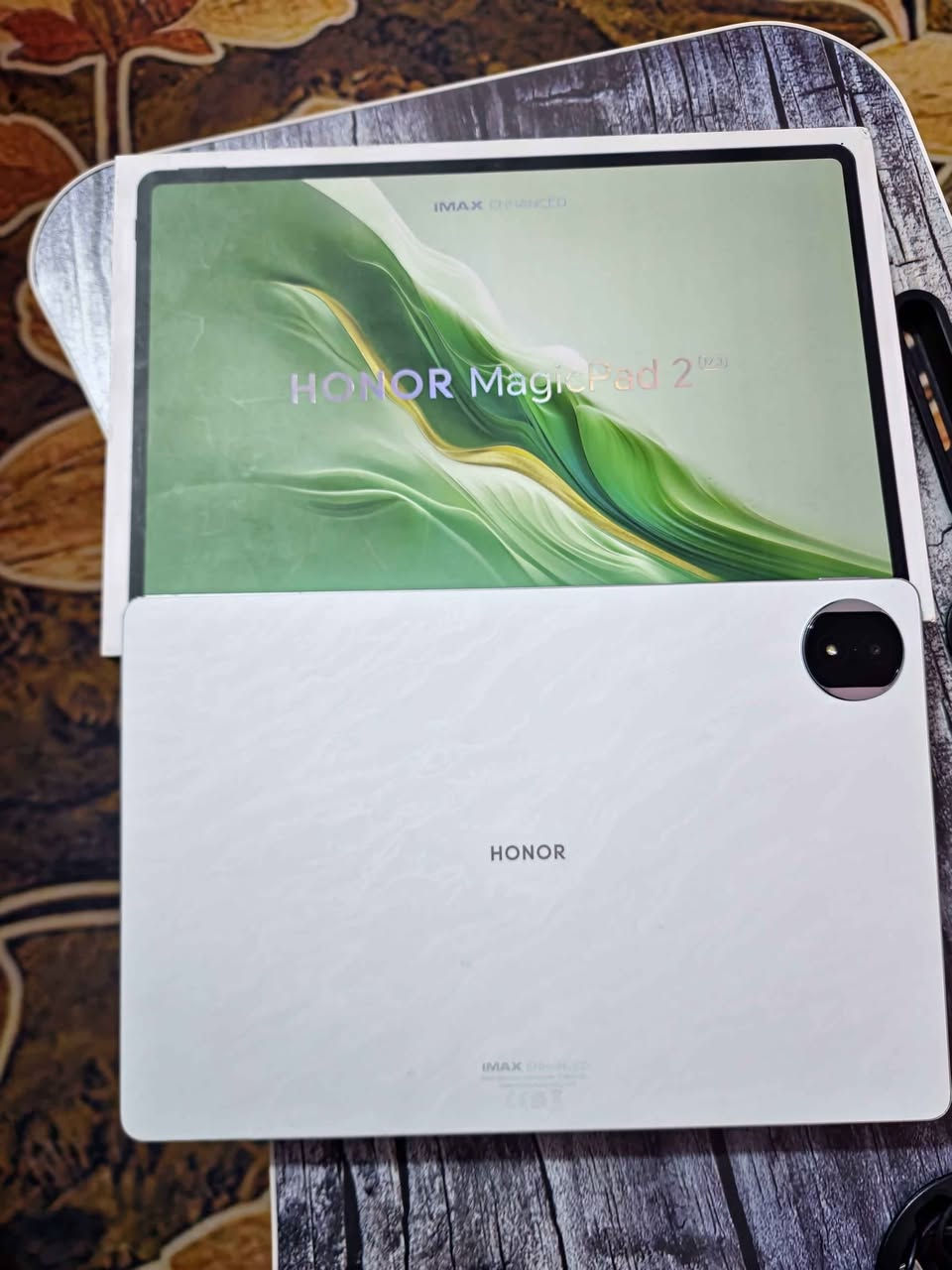 هونر ماجك باد 2 ذاكره 256 كامل ملحقات شاحنه وكيبل و كيبورد وقلم لاصق اصلي استخدام اسبوعين فقط .. 120 يجي بشاشه 144 هيرتز و 120 فريم ببجي موبايل معالج معروف النضافه فول زلغ مابي كفاله عامه مكاني البصره قضاء المدينه سعره 850 قفل اسبوعين استخدام
 *********** المدينة, البصرة
