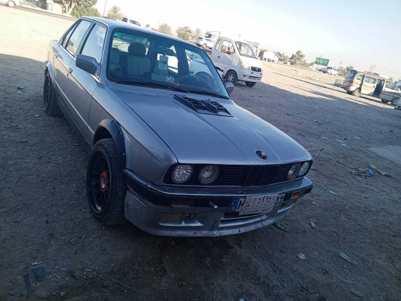 السلام عليكم 
زعرة ٤سلندر زنجيل كير عادي محرك حاوية جديد صدر امامي خلفي جديد موديل ٨٨ رقم كركوك مشروع وطني تحويل باي مكان تريد السيارة اصل دفع رباعي بس ملغي 
عنوان صلاح الدين ***********
السعر ٢٧قفل
