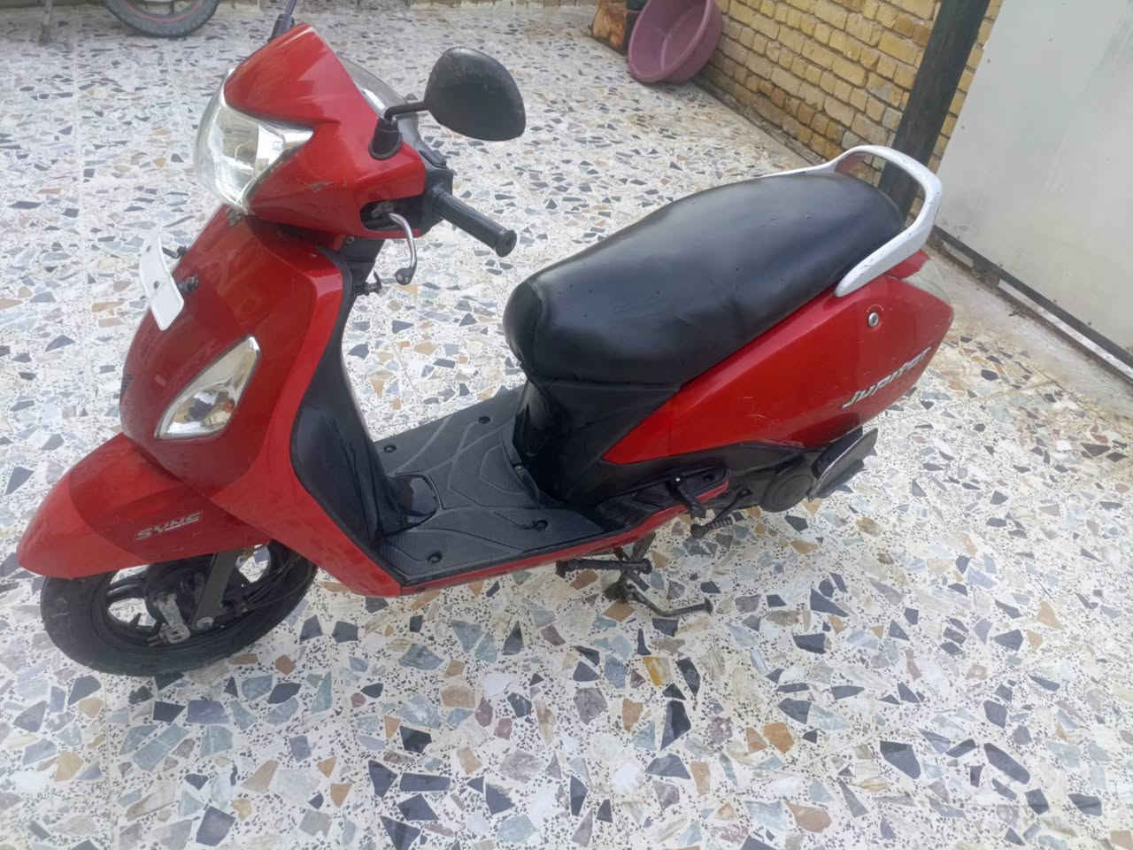 دراجه هندي Tvs جوبتر دراجه جديده ونظيفه كلش مكفولة كفالة عامه مكان واسط الحي الشراي يتصل ***********
