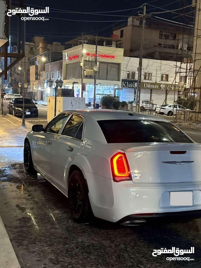 اوباما 2013 بصره حره تحويل وراد كندي دواخل عسلي مكفوله من اي ضربه لا بالخارج ولا بالعراق وهيه وراد كندي داخله كلين وحتى بالعراق مكفوله من اي ضربه والحمدلله بيه فقط صبغ . تجميل نص البنيد والجاملغ الامامي الايمن جزء منه مو كله والبيبان باب الصدر وباب خلف الصدر بيهن نصف صبغ يعني جزء منهن مو كلهن صبغ تقريبا نف الباب يعني السياره كله بيه 3 قطع صبغ فقط وبدون اي ضربه بجم كبس وبدون اي حادث فقط 3 قطع صبغ فقط وبدون اي حادث الباقي مكفول لايت زنون الأصلي يعني نهار عالي وناصي سعره 200 دولار السعر 158 مجال قليل استفسار ع رقمي ***********اضغط لإظهار رقم الهاتف متواجد واتساب او اتصال 
 واتساب او اتصال اضغط لإظهار رقم الهاتف***********
